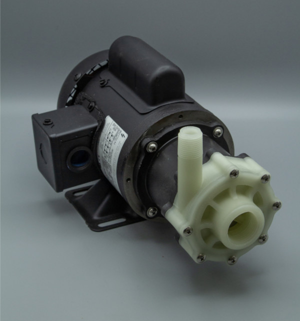 March Pump’s TE-5C-MD centrifugal sealless magnetic drive pumps constructed from Polypropylene ideal for chemical applications.