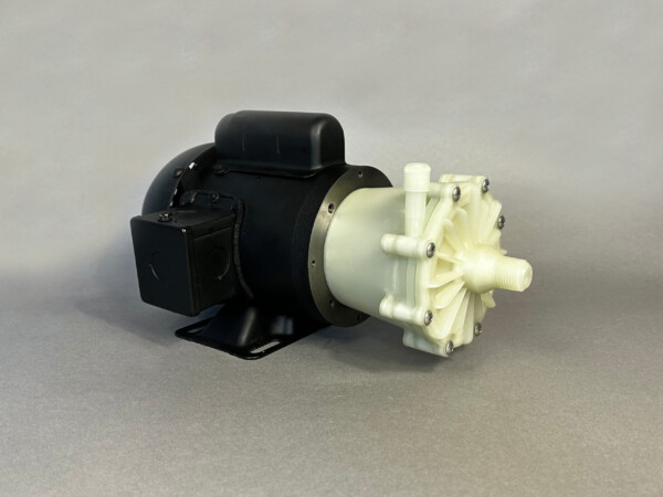 March Pump’s TE-320CP-MD centrifugal sealless magnetic drive pumps constructed from Polypropylene ideal for chemical applications.